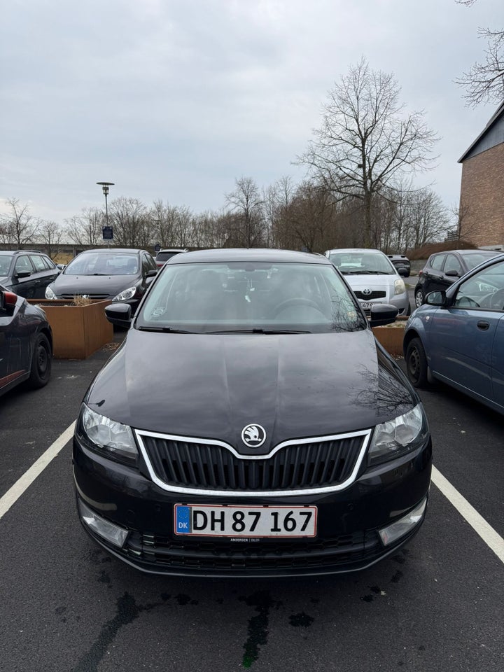 Skoda Rapid 1,2 TSi 90 Family Spaceback 5d