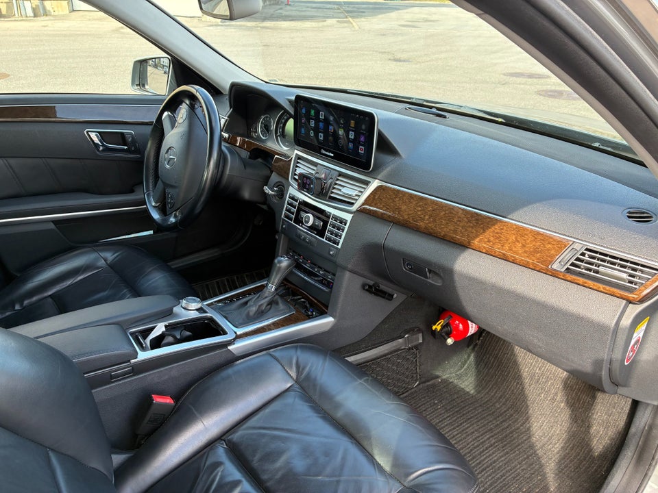 Mercedes E200 1,8 CGi aut. BE 4d
