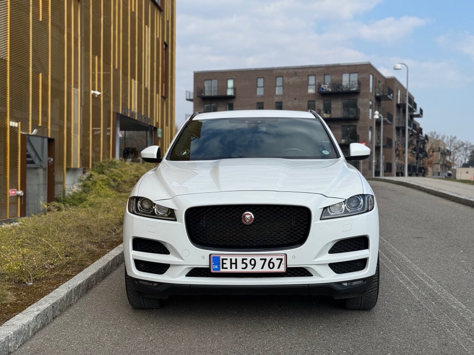 Jaguar F-Pace 2,0 D180 Prestige aut. AWD 5d