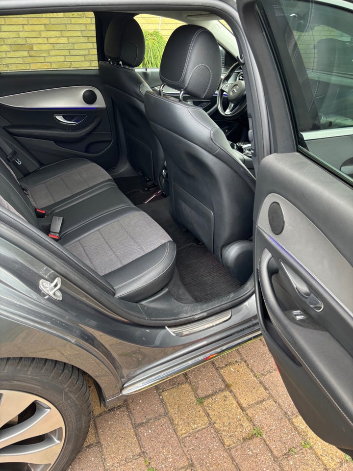 Mercedes E220 d 2,0 Avantgarde stc. aut. 5d