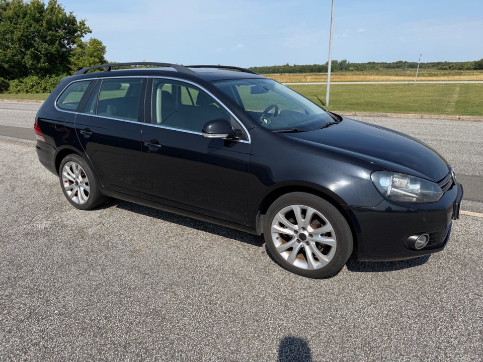 VW Golf VI 1,6 TDi 105 Highline Variant BMT 5d