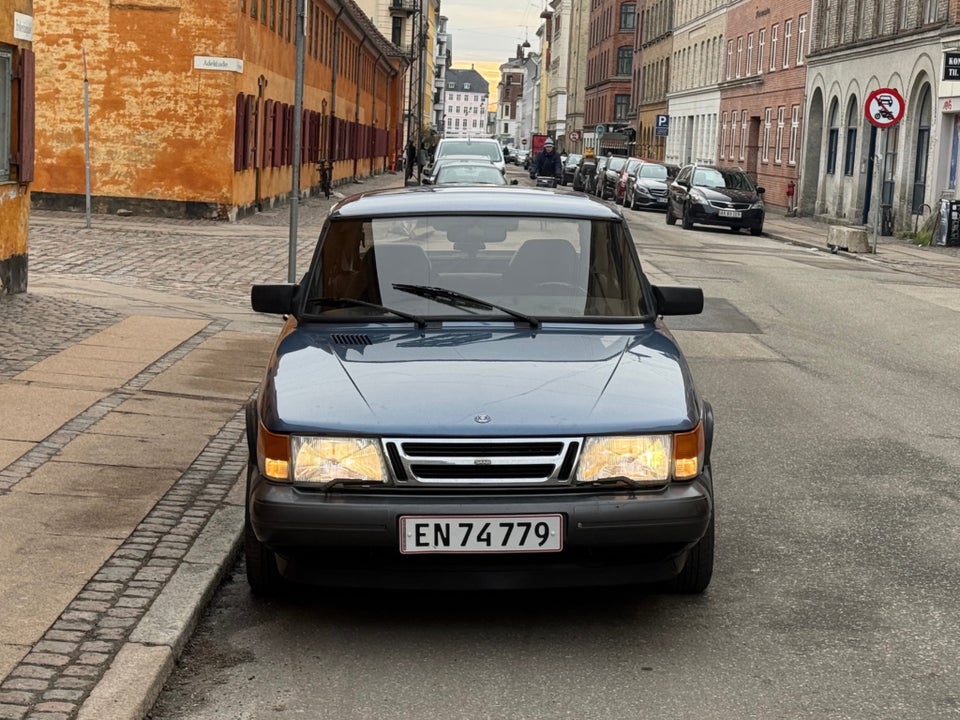 Saab 900 2,0 S Turbo 3d