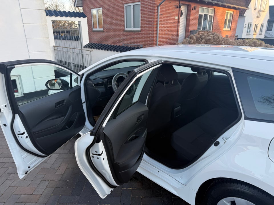 Toyota Corolla 1,8 Hybrid GR Sport MDS 5d