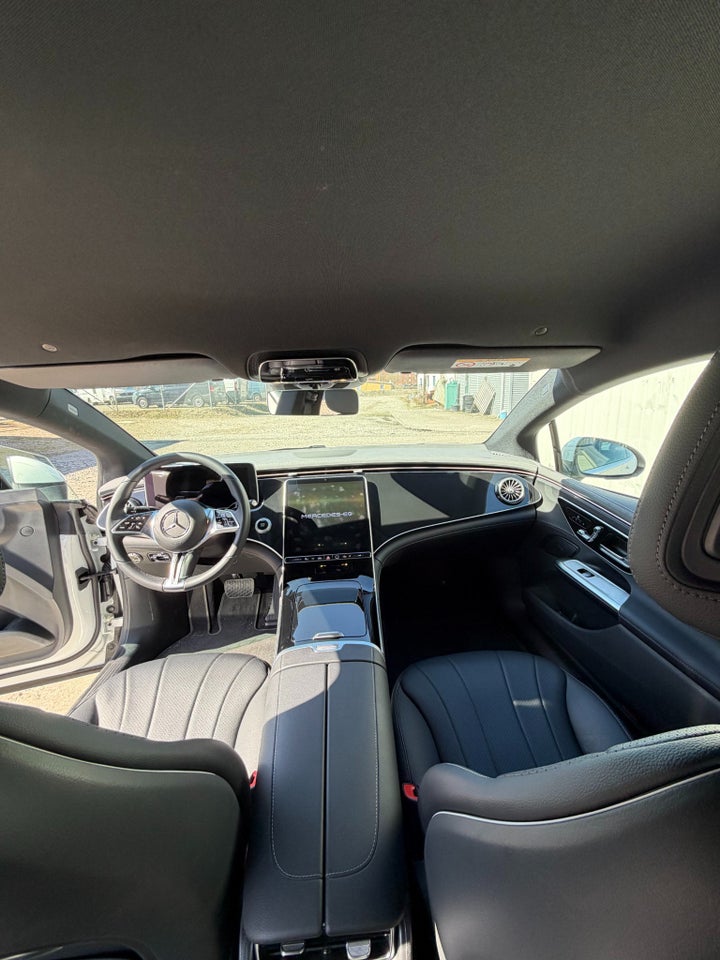 Mercedes EQE300 Electric Art 4d