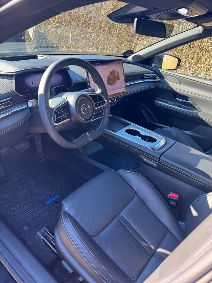 Mazda 6e Takumi Long Range 5d