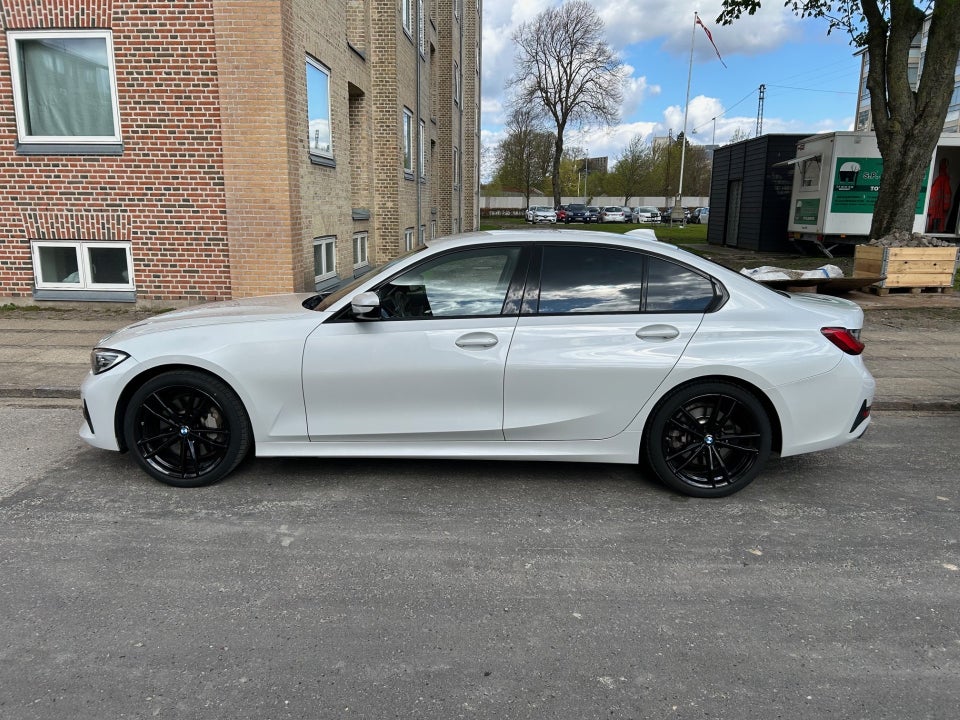 BMW 330i 2,0 Sport Line aut. 4d