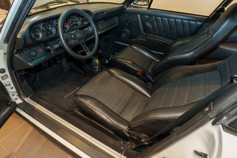 Porsche 911 3,0 S/C Coupé 2d