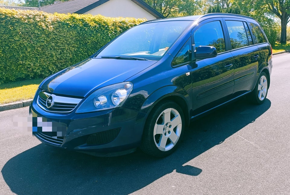 Opel Zafira 1,8 16V Classic 7prs 5d