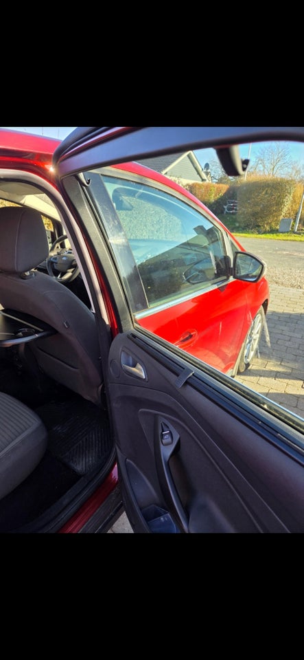 Ford C-MAX 1,5 SCTi 150 Titanium 5d