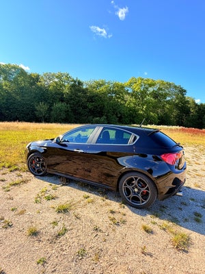 Alfa Romeo Giulietta 1,75 TBi Quadrifoglio Verde 5d