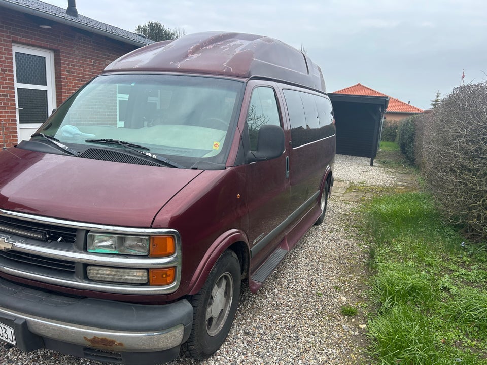 Chevrolet Express 5,7 Geneva aut. 5d
