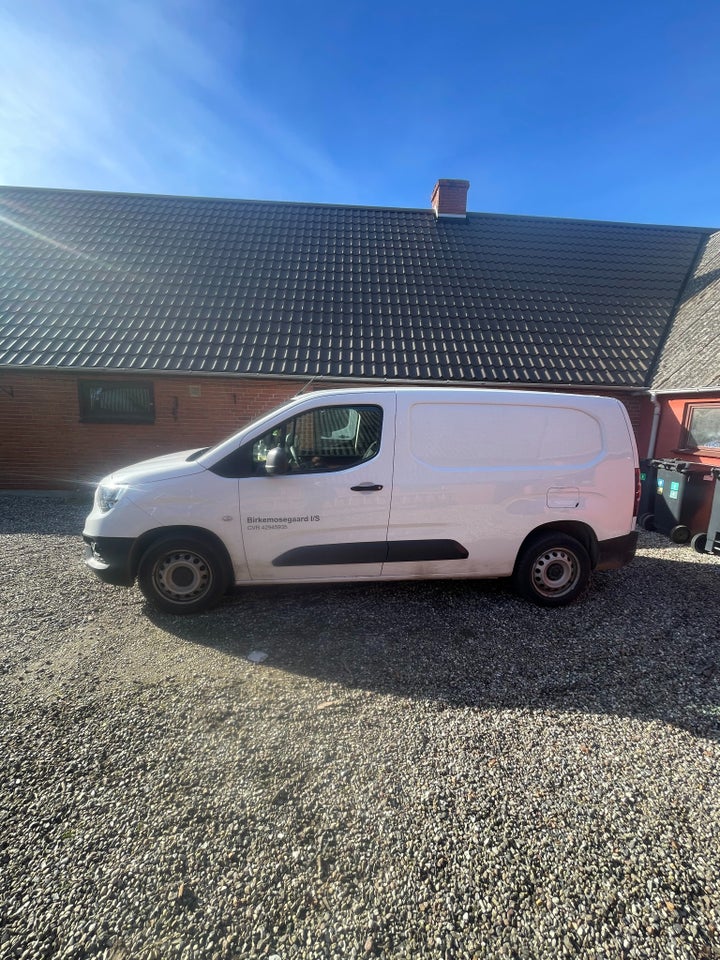 Opel Combo 1,5 D 102 Essentia L2V2