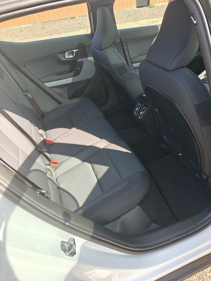 Polestar 2 Long Range AWD 5d