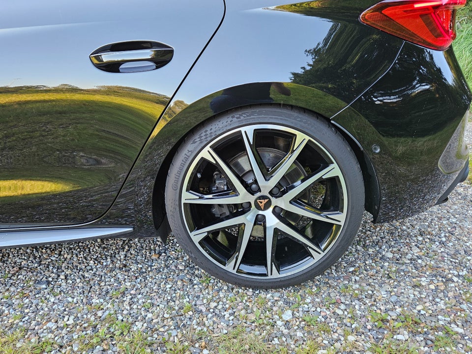 Cupra Leon 2,0 TSi DSG 5d