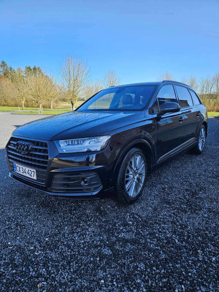 Audi Q7 3,0 TDi 272 S-line quattro Tiptr. 7prs 5d