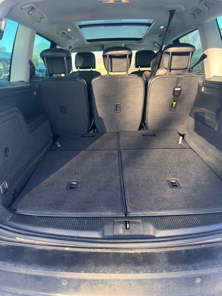 VW Sharan 2,0 TDi 140 Highline DSG BMT 7prs 5d