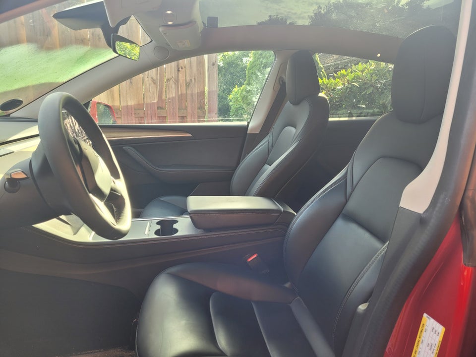 Tesla Model Y RWD 5d