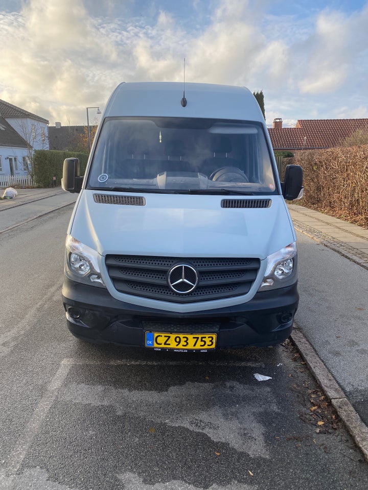 Mercedes Sprinter 211 2,2 CDi R1 Kassevogn 5d