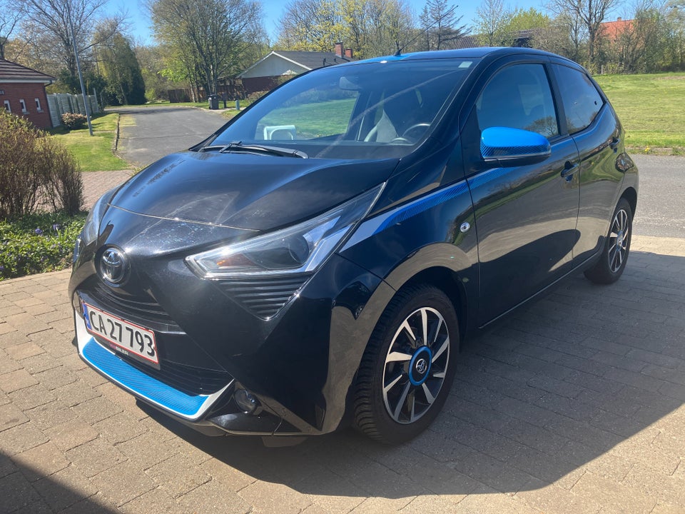 Toyota Aygo 1,0 VVT-i x-black II 5d