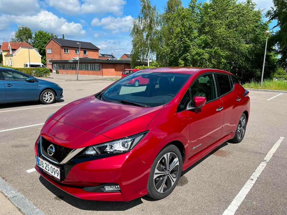 Nissan Leaf 40 Tekna 5d