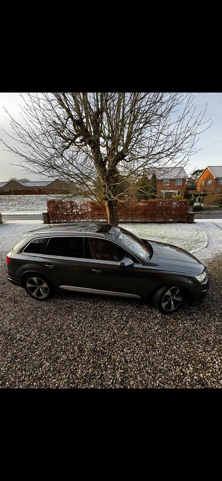 Audi Q7 3,0 TDi 272 S-line quattro Tiptr. Van 5d