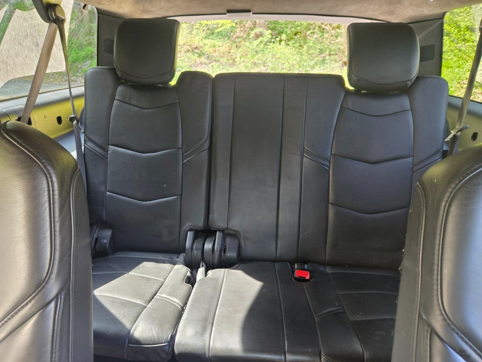 Cadillac Escalade 6,2 V8 ESV Platinum aut. 7prs 5d
