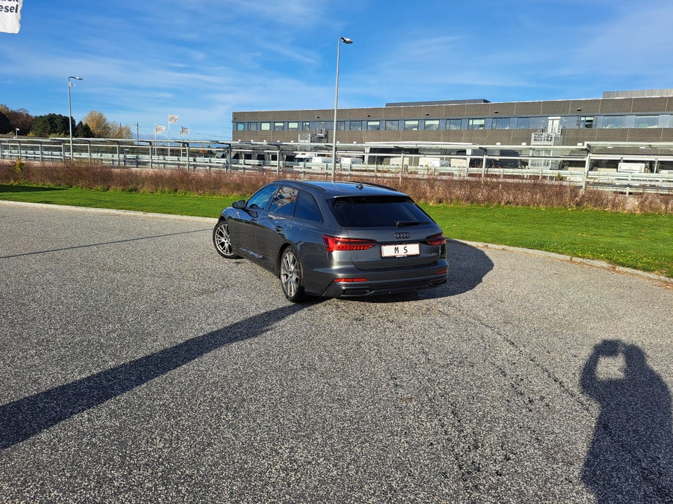 Audi A6 55 TFSi e S-line Avant quattro S-tr. 5d