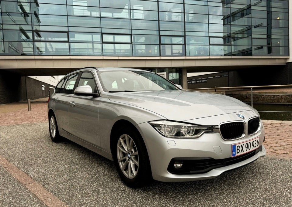 BMW 320d 2,0 Touring Executive aut. 5d