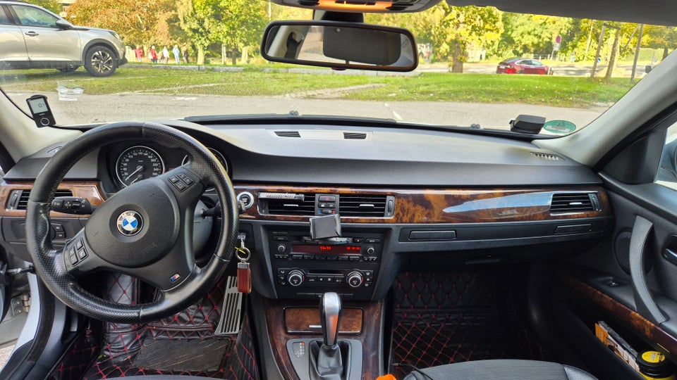 BMW 335Xi 3,0 Steptr. 4d