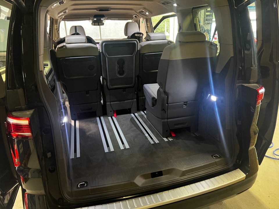 VW Multivan 1,4 eHybrid Style DSG kort