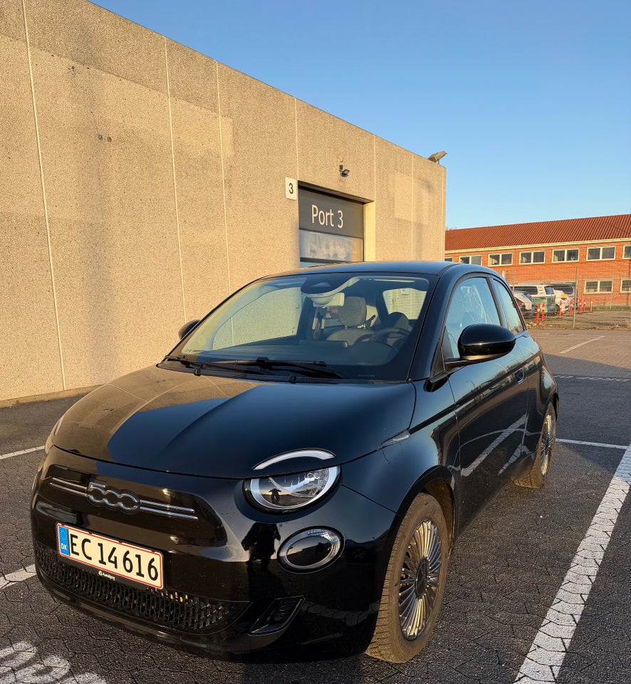 Fiat 500e 42 Icon 3d