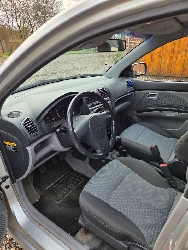 Kia Picanto 1,1 EX 5d