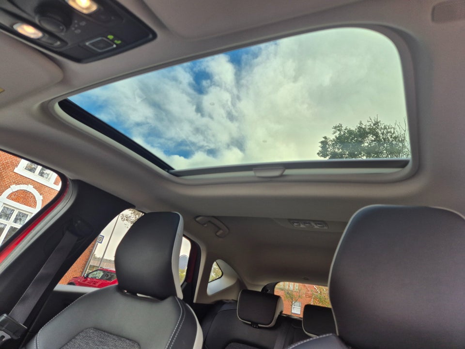 Renault Captur 1,6 E-Tech Intens 5d