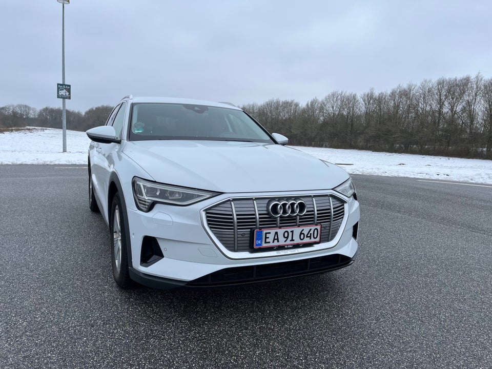 Audi e-tron 50 quattro 5d