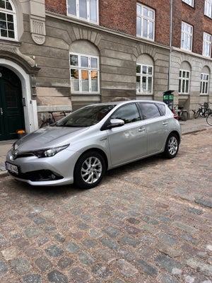 Toyota Auris 1,8 Hybrid H2+ Comfort CVT 5d