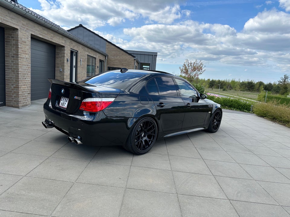 BMW M5 5,0 SMG 4d