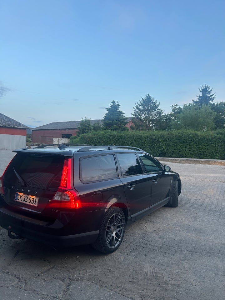 Volvo V70 2,4 D 163 aut. 5d