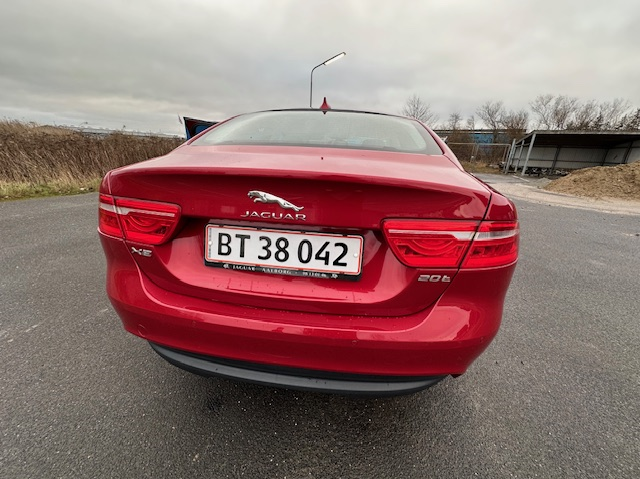 Jaguar XE 2,0 P200 Prestige aut. 4d