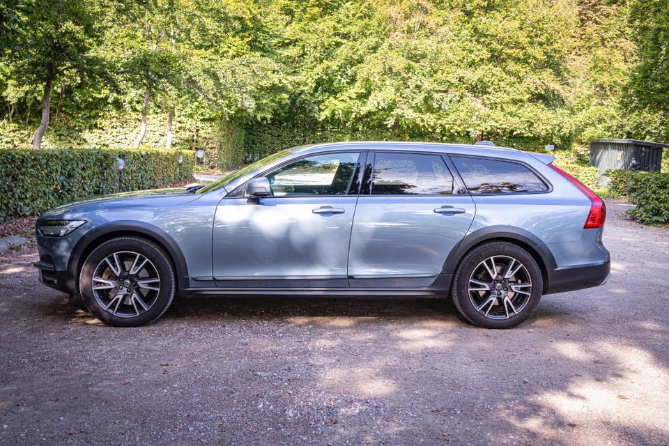 Volvo V90 CC 2,0 D4 190 aut. AWD 5d