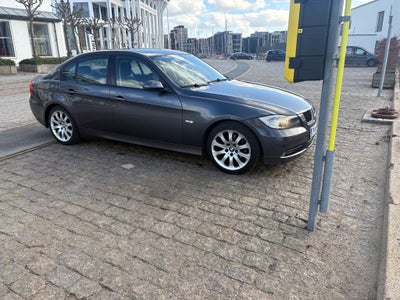 BMW 320i 2,0 aut. 4d
