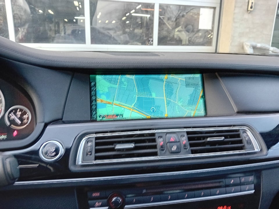 BMW 740d 3,0 Individual Steptr. 4d