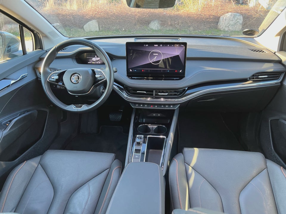 Skoda Enyaq 80 iV Suite 5d