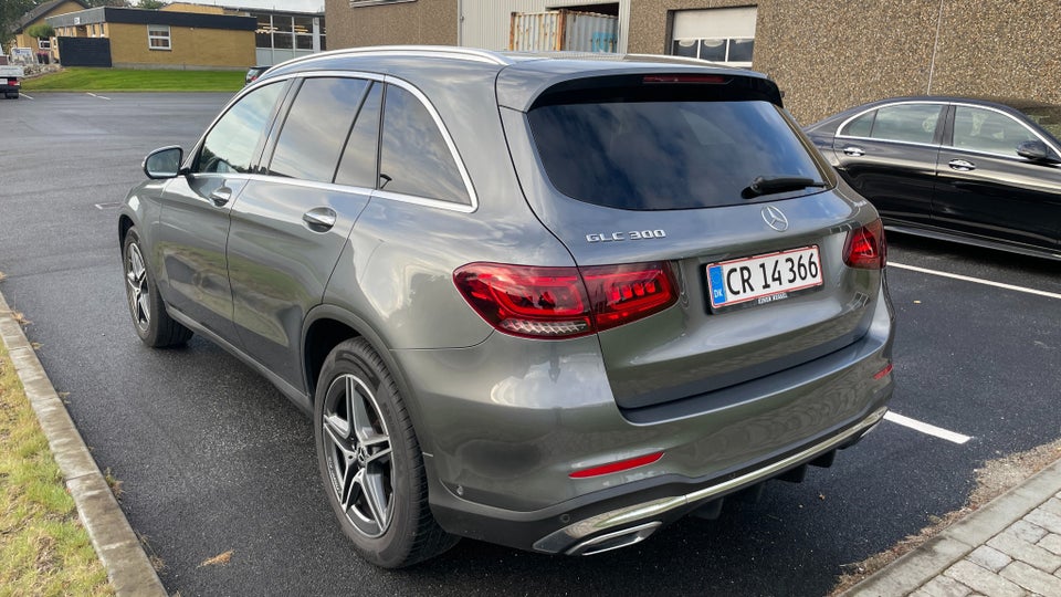 Mercedes GLC300 2,0 AMG Line aut. 4Matic 5d