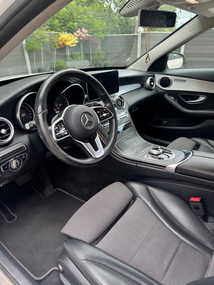 Mercedes C220 d 2,0 Avantgarde stc. aut. 5d