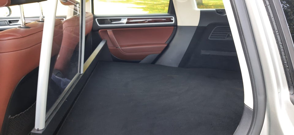 VW Touareg 3,0 V6 TDi 204 Tiptr. 4Motion Van 5d