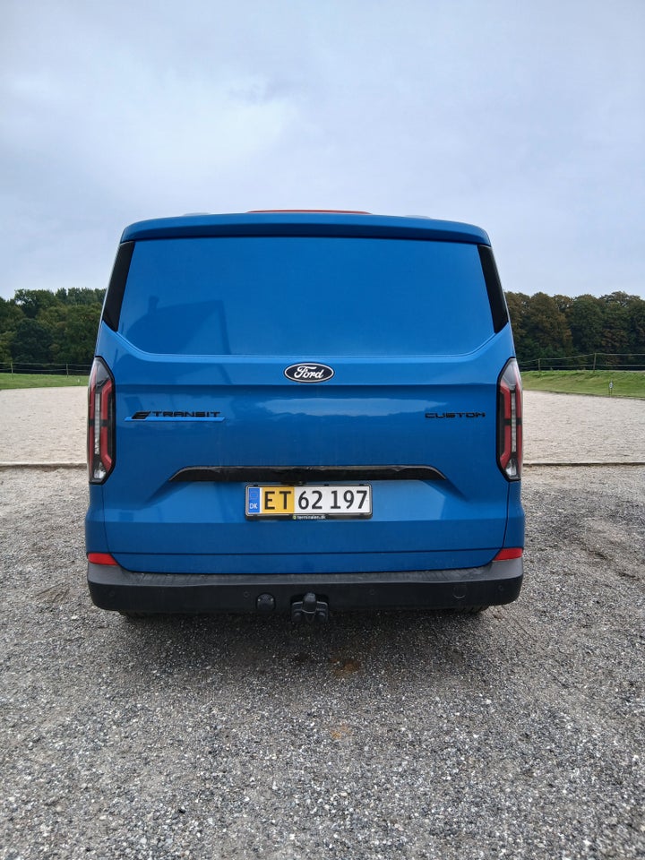 Ford E-Transit Custom 320 L2 64 Trend