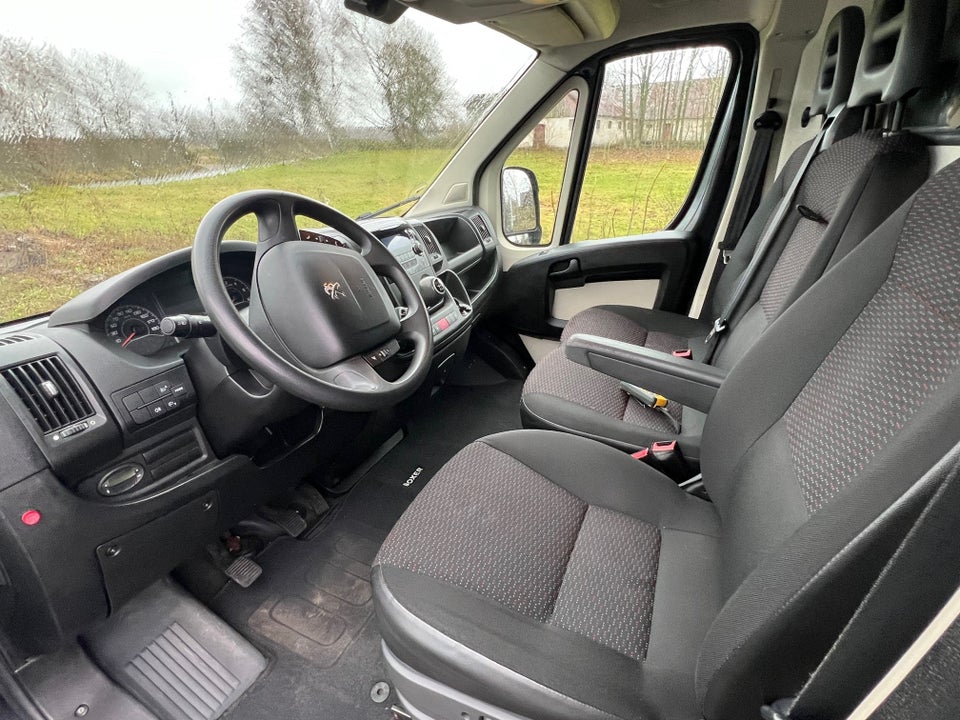 Peugeot Boxer 333 2,2 HDi 130 Kassevogn L3H2