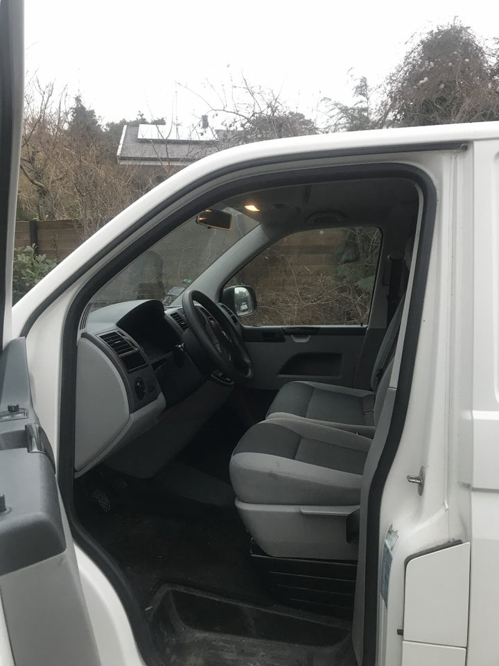 VW Transporter 2,0 TDi 114 Kassevogn kort BM 5d