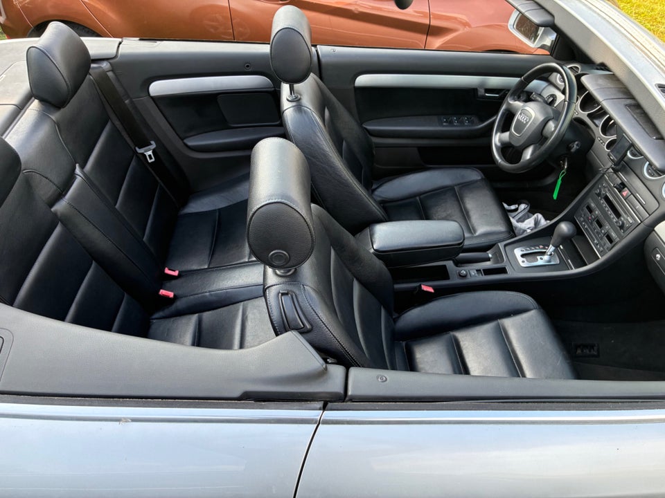 Audi A4 2,0 TFSi Cabriolet Multitr. 2d