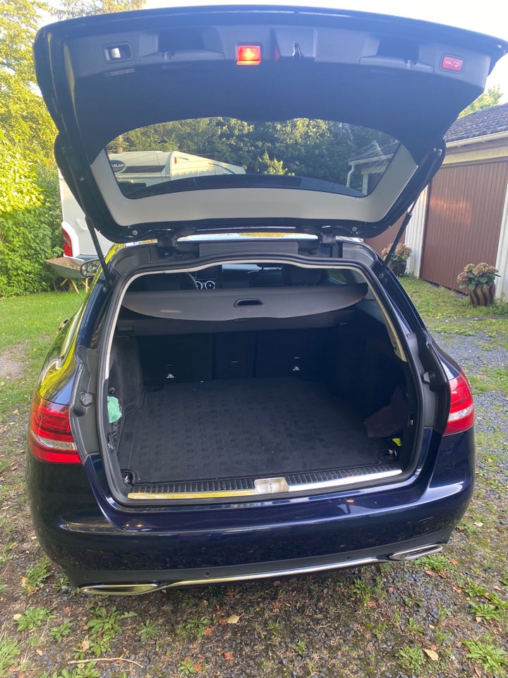 Mercedes C180 1,6 Avantgarde aut. 4d